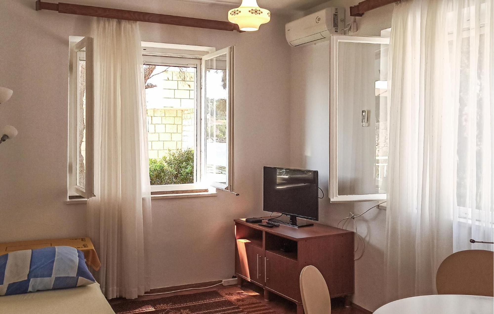 Amazing Apartment In Lumbarda With Kitchen Eksteriør billede